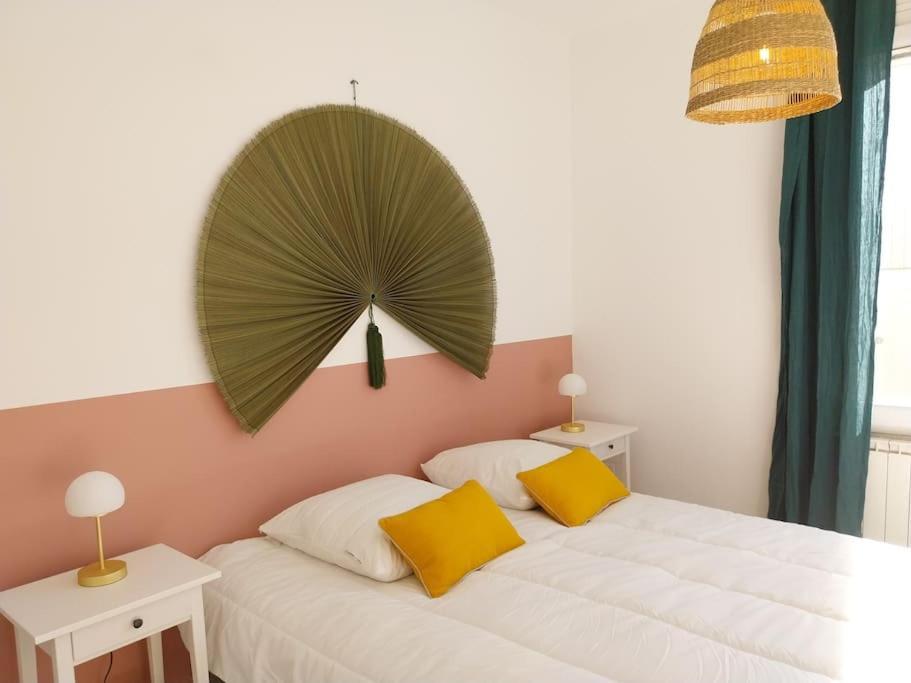 Eyragues Charmant Appartement 3 Chambres Et Terrasse المظهر الخارجي الصورة