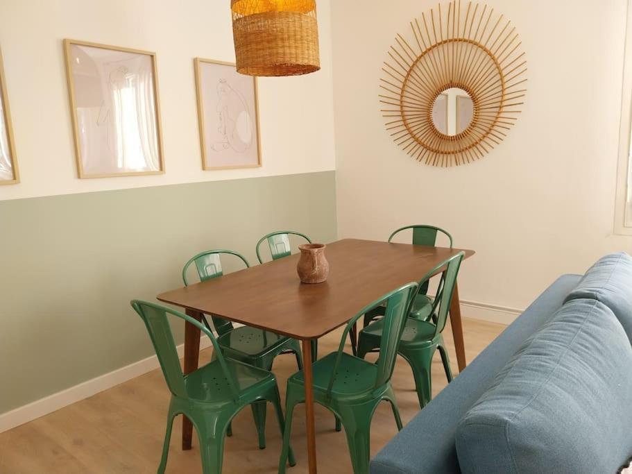 Eyragues Charmant Appartement 3 Chambres Et Terrasse المظهر الخارجي الصورة