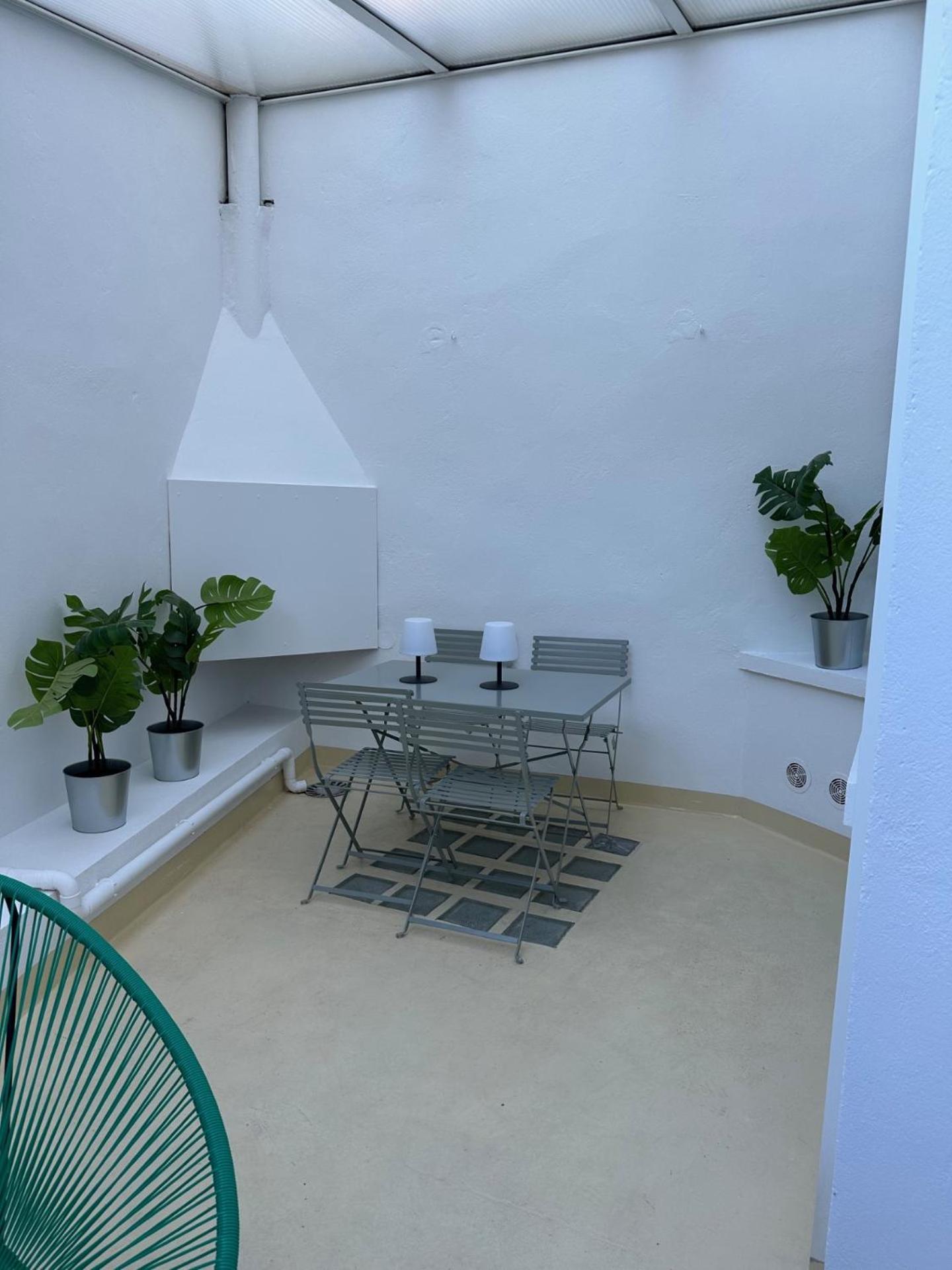 Eyragues Charmant Appartement 3 Chambres Et Terrasse المظهر الخارجي الصورة