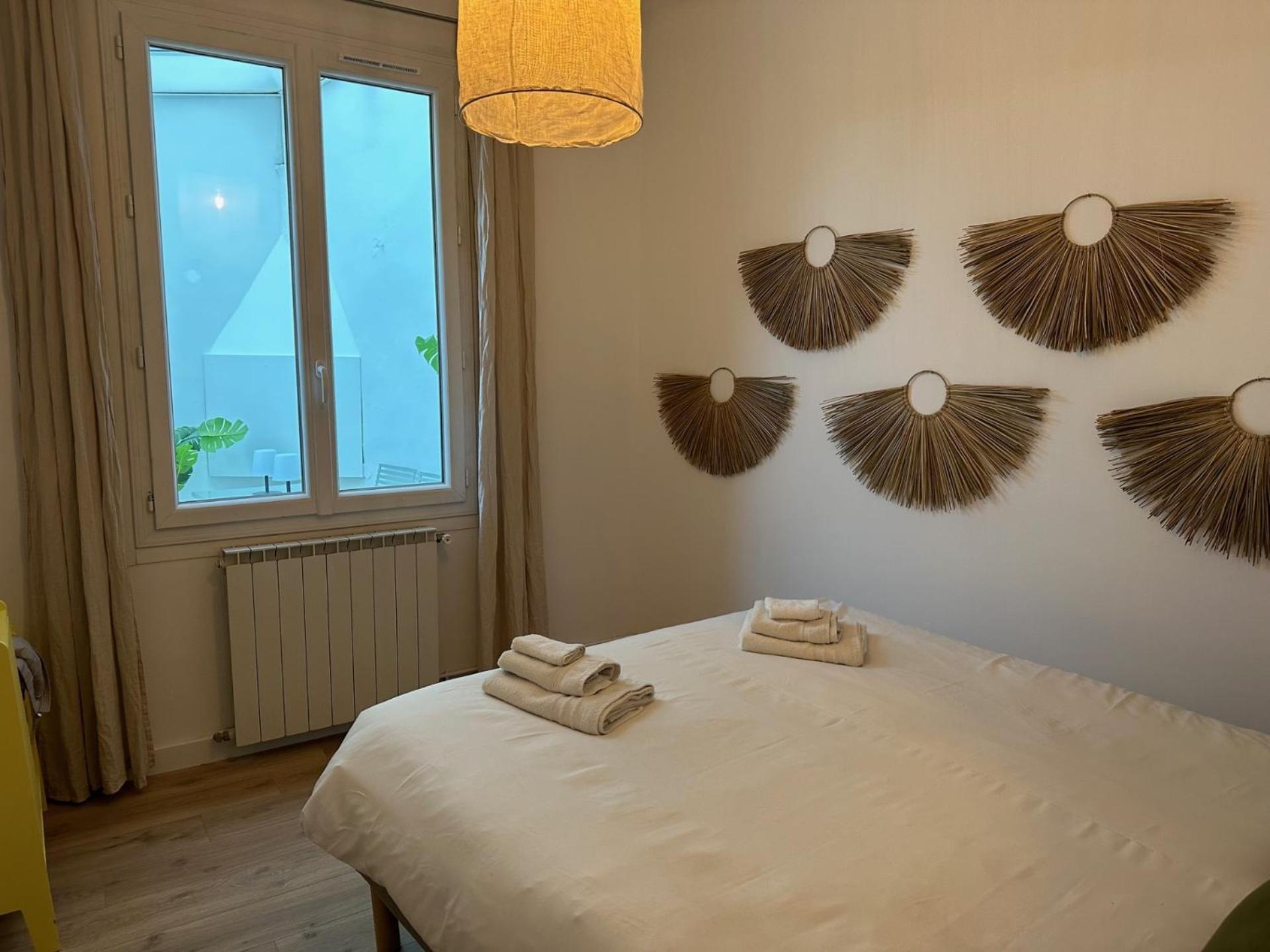 Eyragues Charmant Appartement 3 Chambres Et Terrasse المظهر الخارجي الصورة